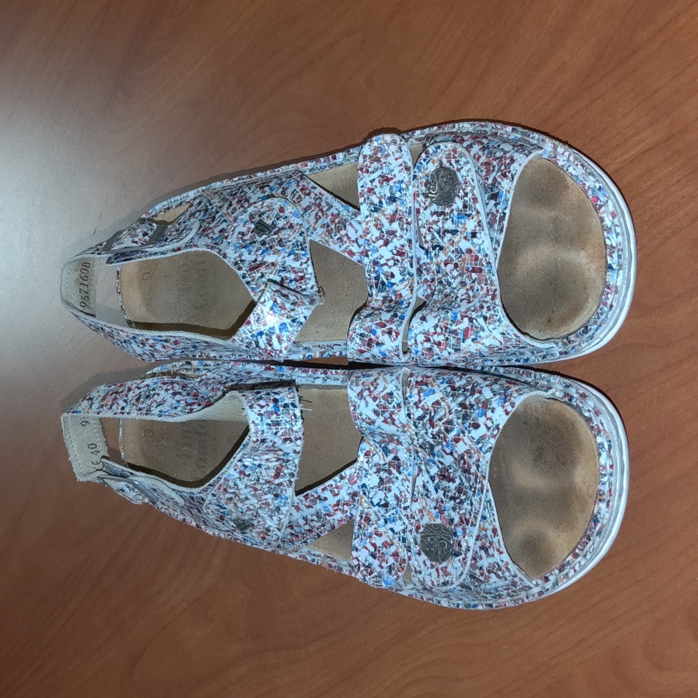 Finn Comfort Women's Gomera-S Sandals EU 40 US 9.5-10